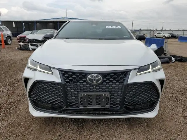 2019 TOYOTA AVALON XLE  