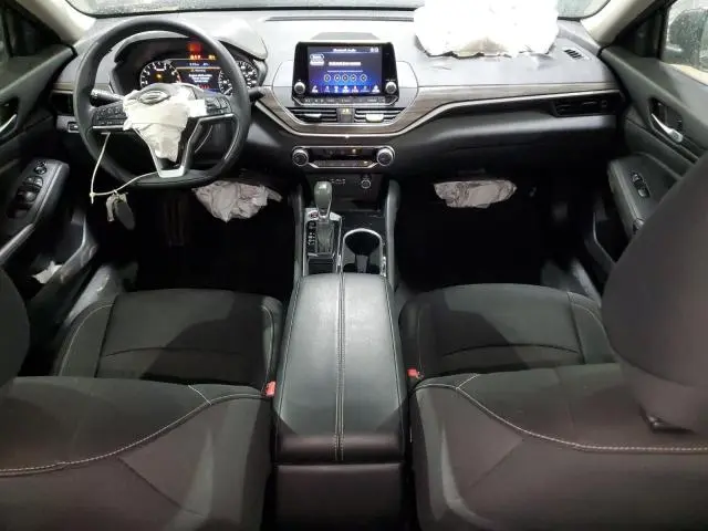 2024 NISSAN ALTIMA SV  