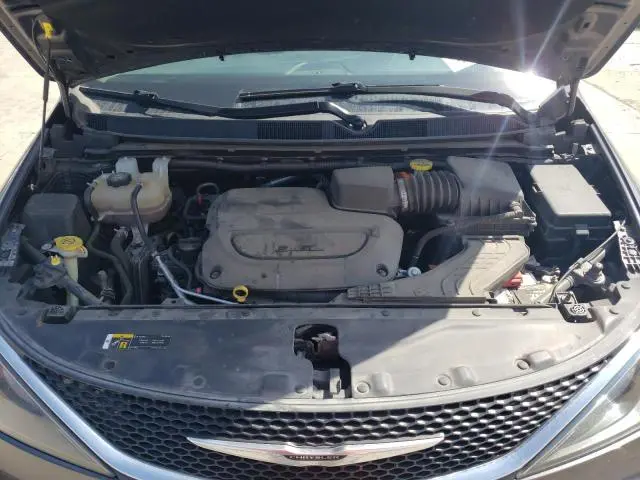 2021 CHRYSLER VOYAGER LXI  