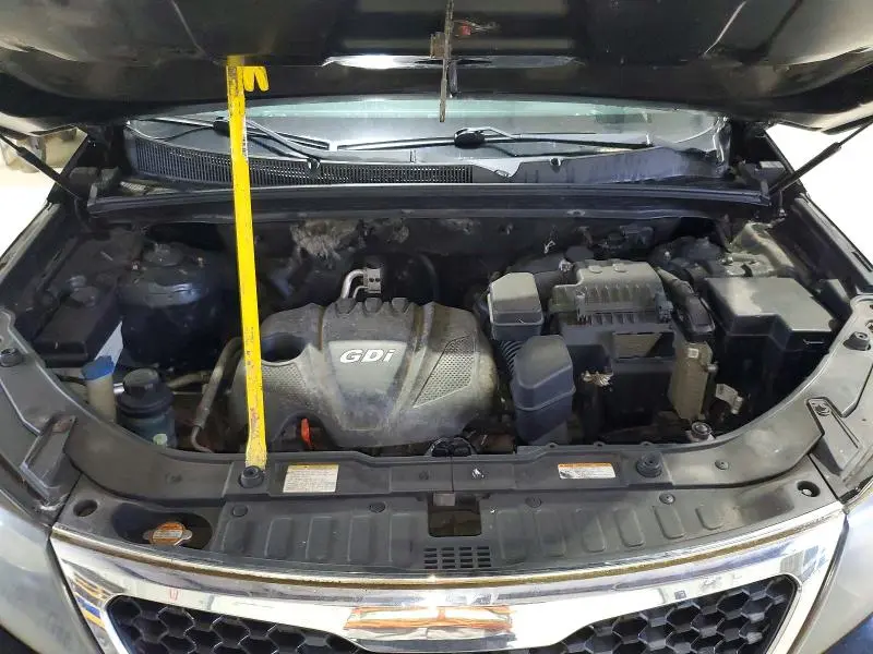 2012 KIA SORENTO LX  