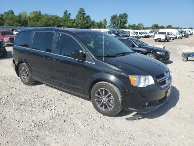 2017 DODGE GRAND CARAVAN SXT  