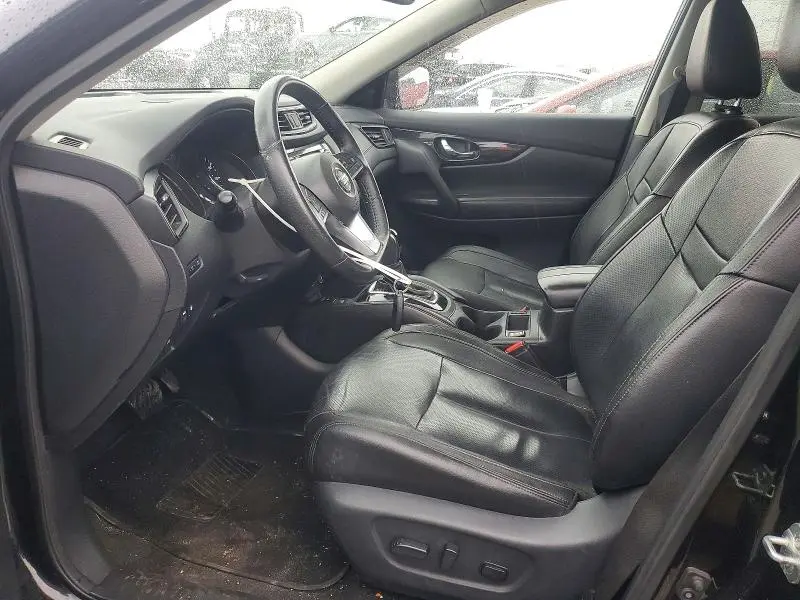 2020 NISSAN ROGUE SL  
