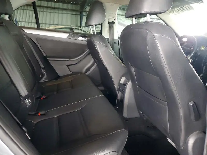 2014 VOLKSWAGEN JETTA SE  