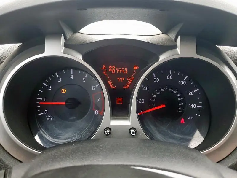 2013 NISSAN JUKE S  