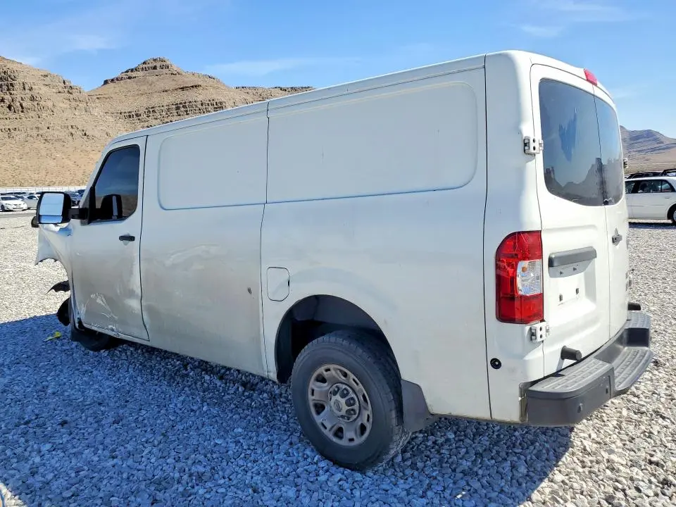 2016 NISSAN NV 2500 HD SV  