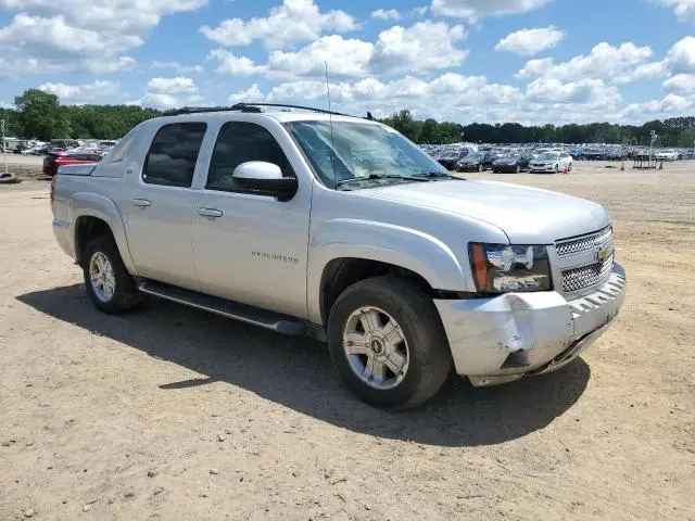 2011 CHEVROLET AVALANCHE LT  