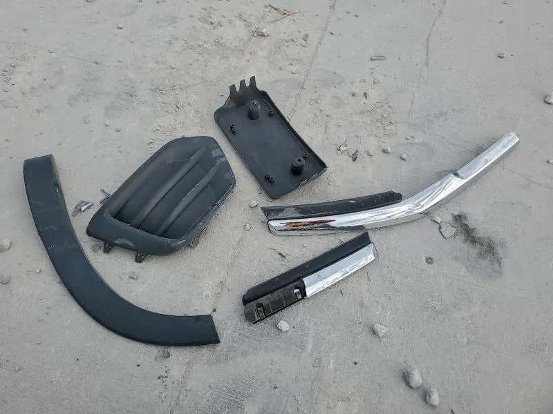 2017 TOYOTA HIGHLANDER LE  