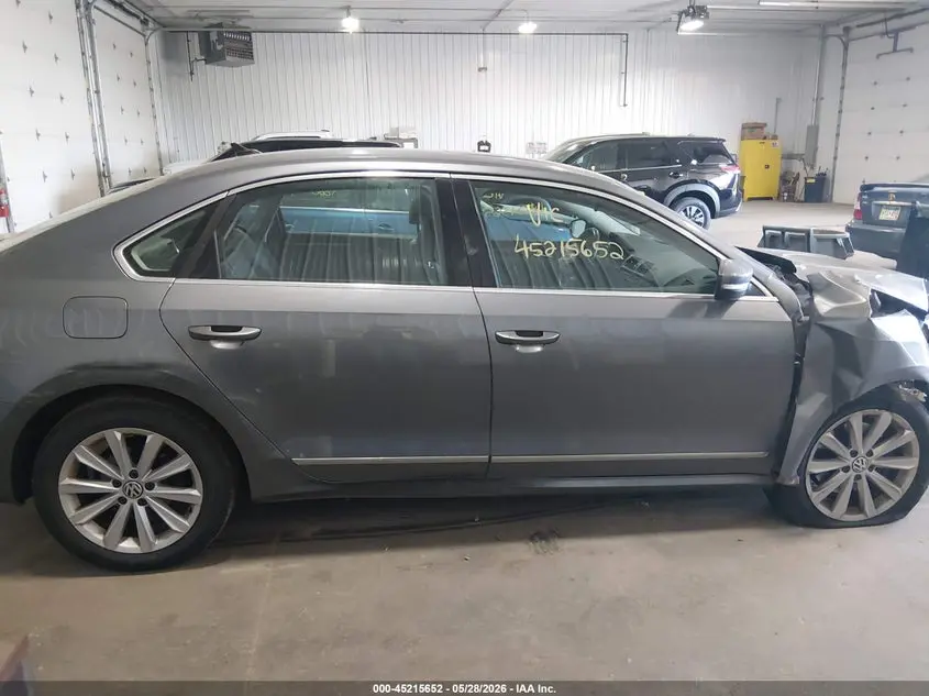 2013 VOLKSWAGEN PASSAT 2.5L SEL PREMIUM
