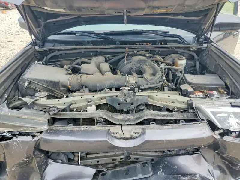 2017 TOYOTA 4RUNNER SR5  