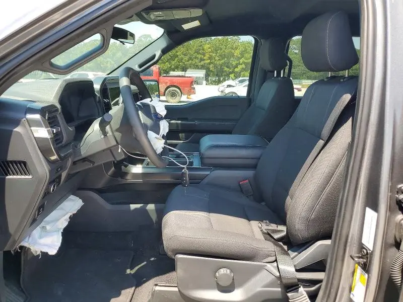 2025 FORD F150 STX  