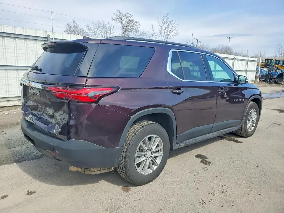 2023 CHEVROLET TRAVERSE LT  