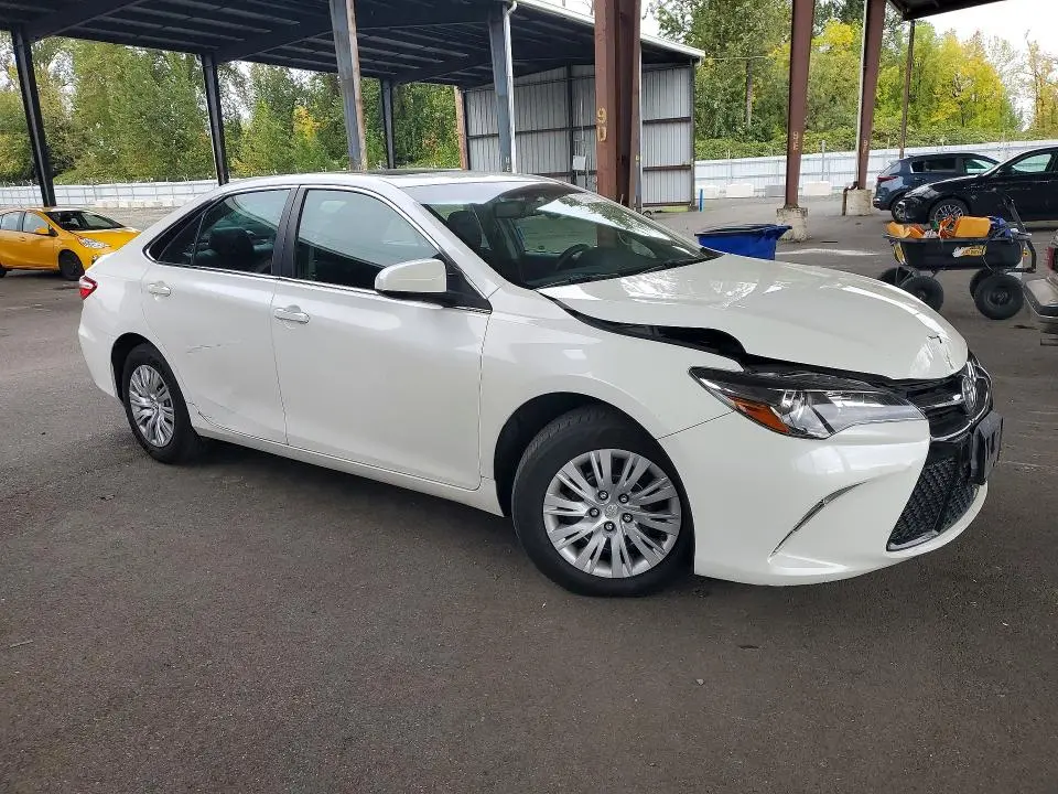 2015 TOYOTA CAMRY XSE  
