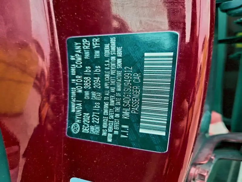 2025 HYUNDAI ELANTRA SEL  