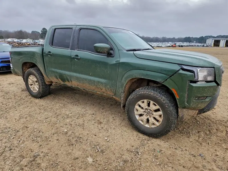 2022 NISSAN FRONTIER S  