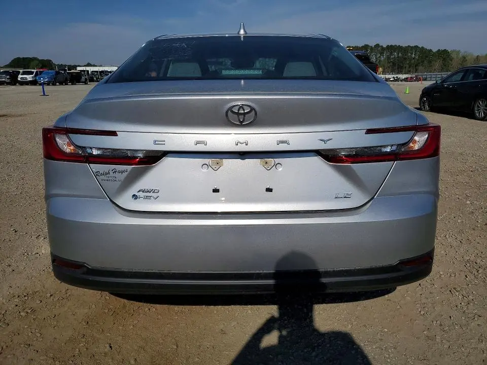 2025 TOYOTA CAMRY LE  