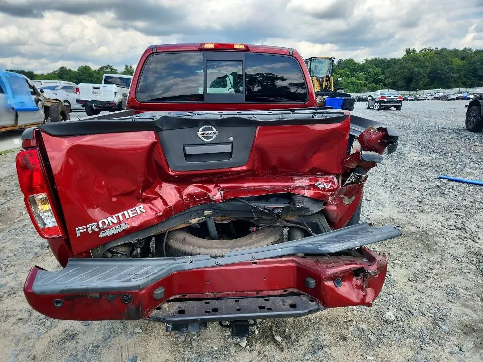 2021 NISSAN FRONTIER SV  