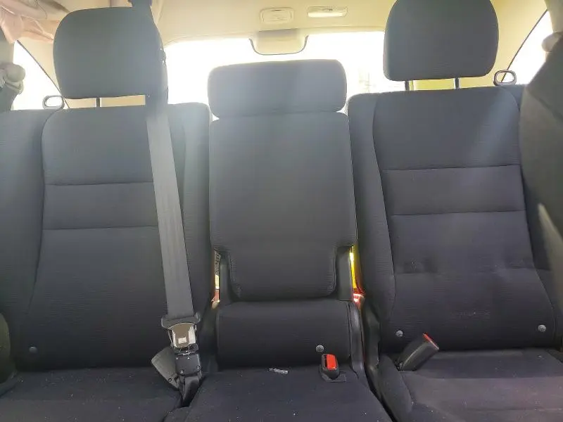 2011 HONDA CR-V LX  