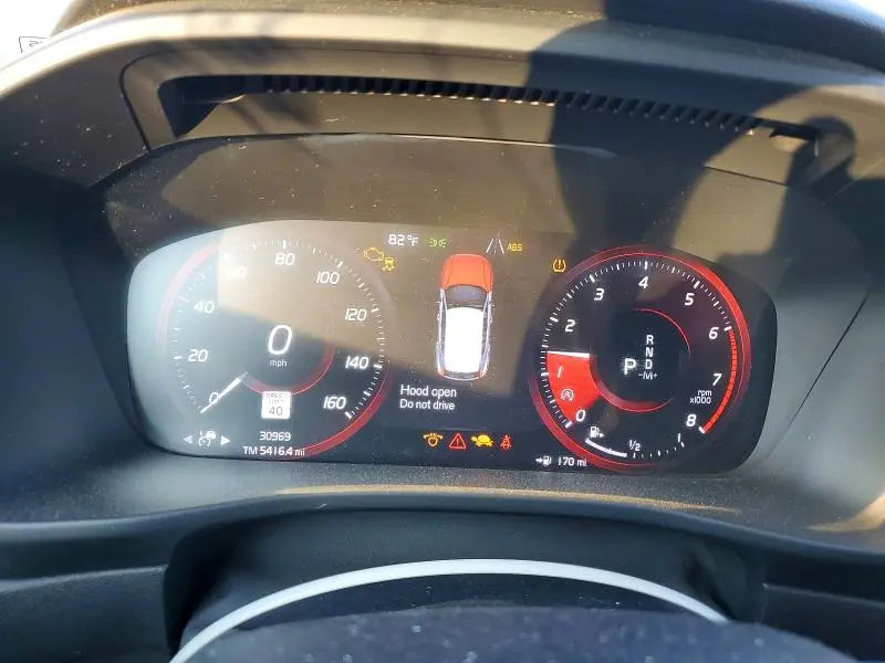 2020 VOLVO XC40 T5 R-DESIGN  