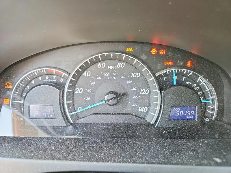 2012 TOYOTA CAMRY XLE  