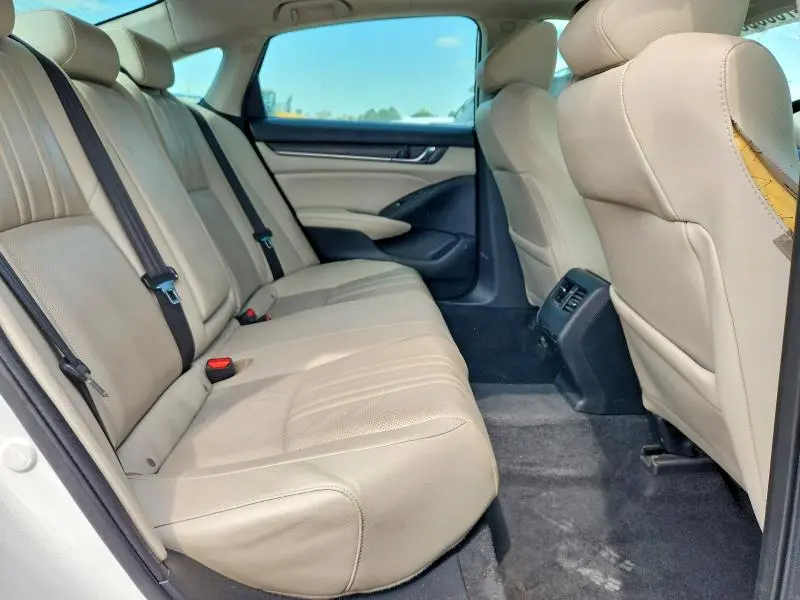 2019 HONDA ACCORD TOURING  