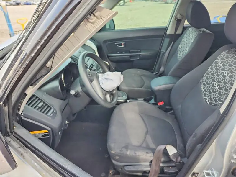 2011 KIA SOUL +  