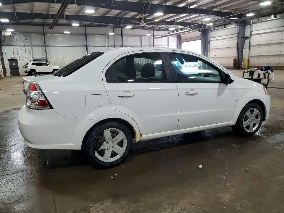 2010 CHEVROLET AVEO LT  