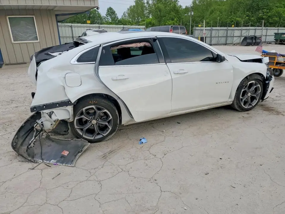 2023 CHEVROLET MALIBU LT  