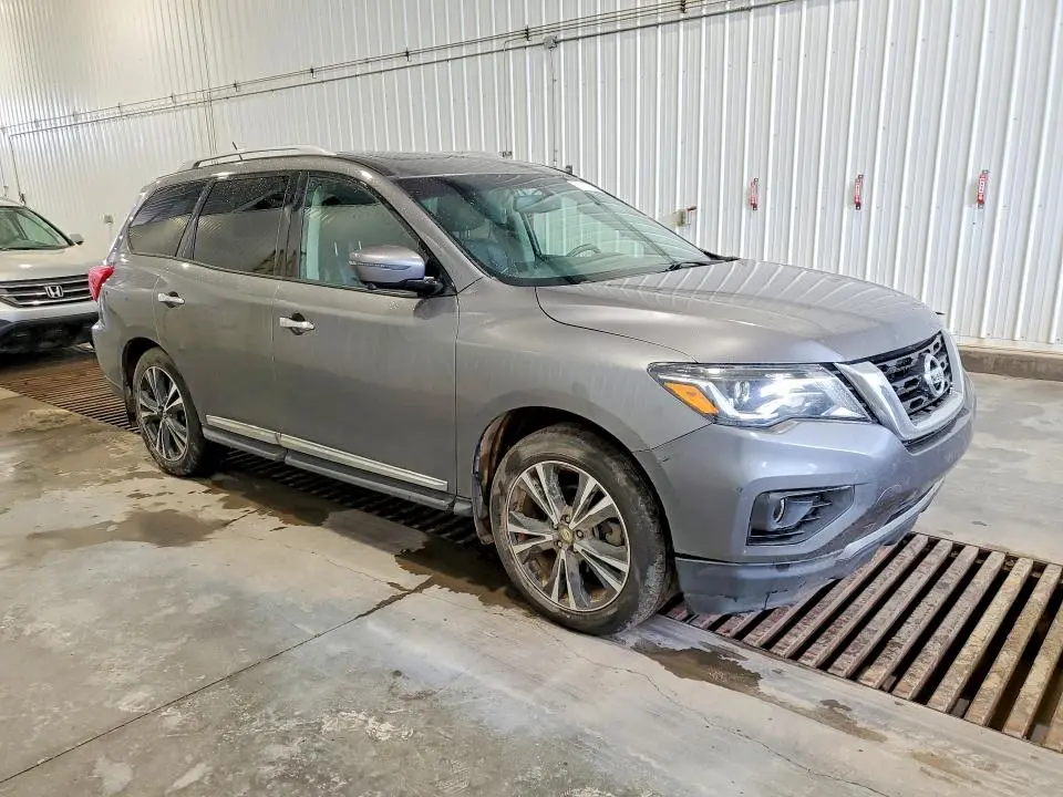 2017 NISSAN PATHFINDER S  