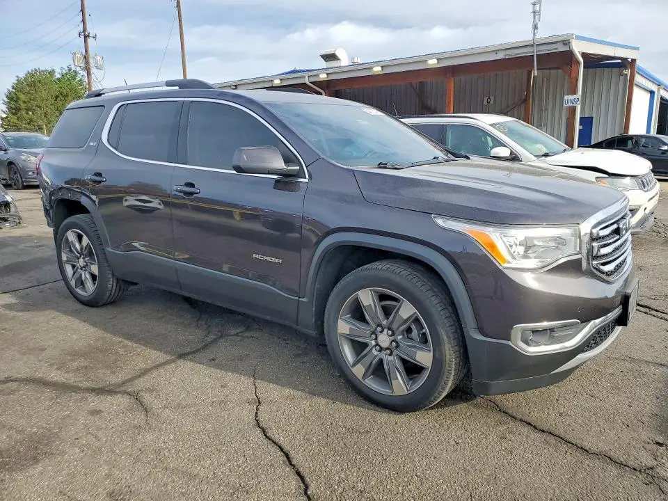 2018 GMC ACADIA SLT-2  