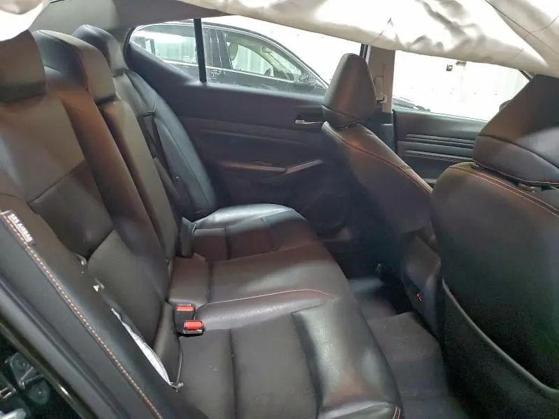 2021 NISSAN ALTIMA SR  