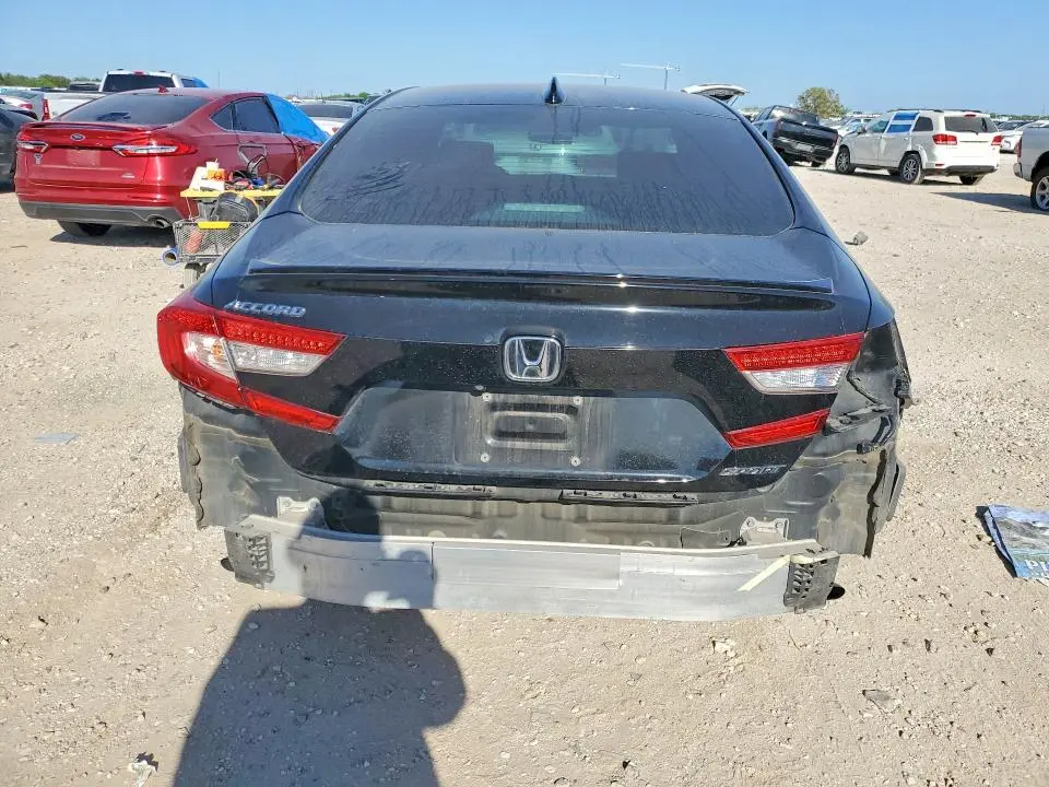 2018 HONDA ACCORD SPORT  