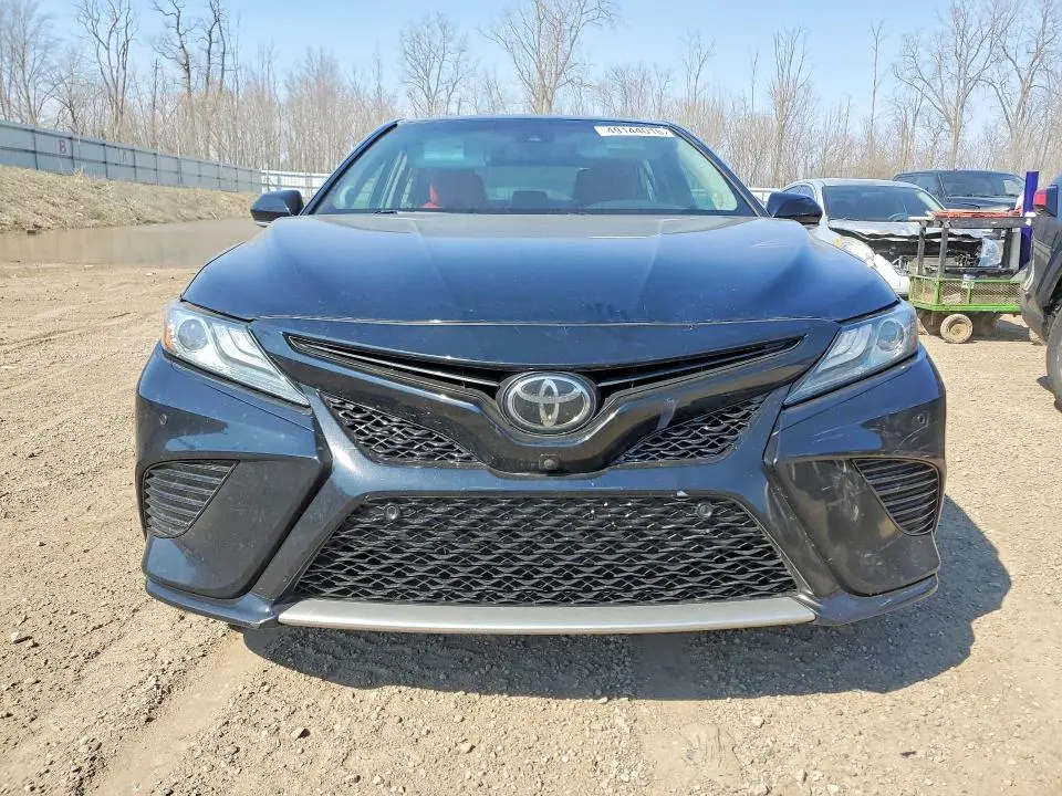 2018 TOYOTA CAMRY XLE V6  