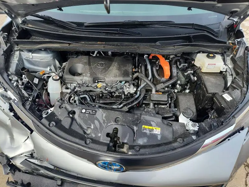 2025 TOYOTA SIENNA XLE 7-PASSENGER  