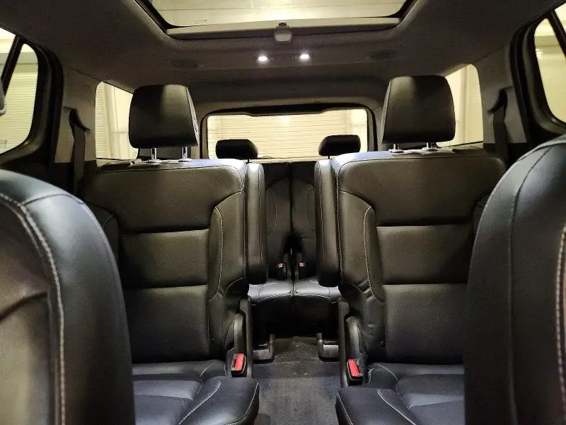 2017 GMC ACADIA SLT-2  