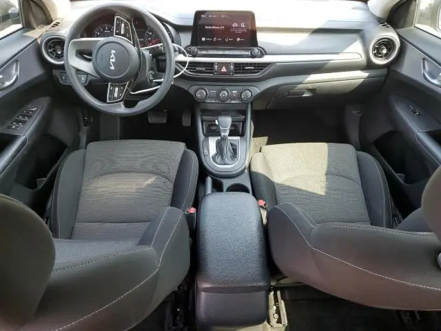 2022 KIA FORTE FE  