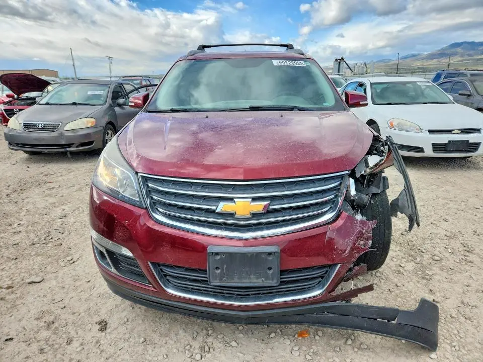 2015 CHEVROLET TRAVERSE LT  