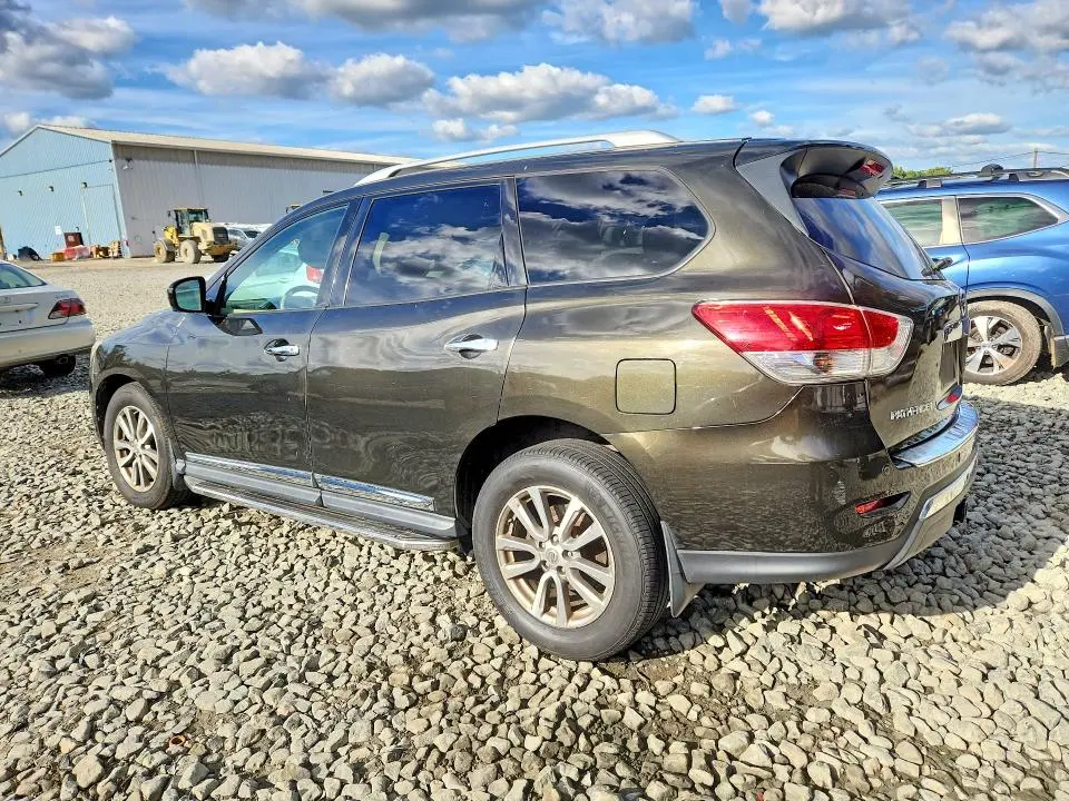 2015 NISSAN PATHFINDER SL  