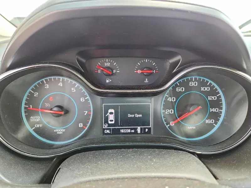 2017 CHEVROLET CRUZE LT  
