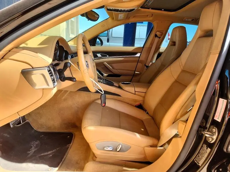 2012 PORSCHE PANAMERA 2  