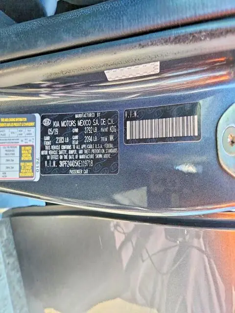 2019 KIA FORTE LXS  