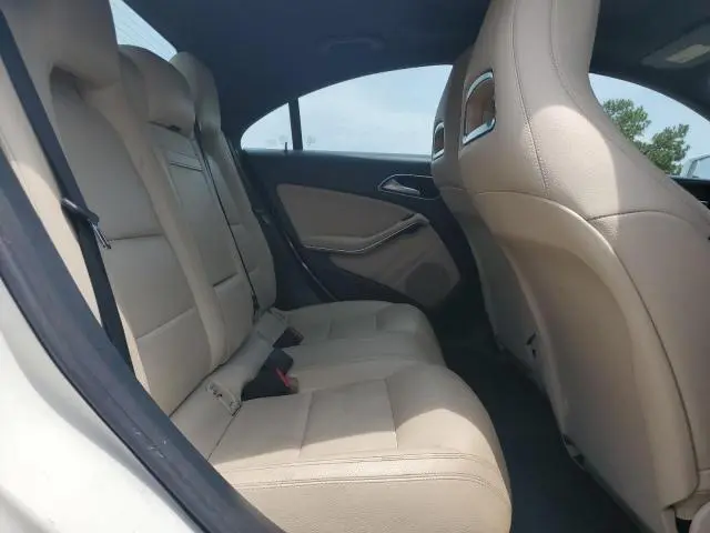 2015 MERCEDES-BENZ CLA 250  
