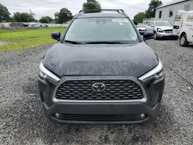 2024 TOYOTA COROLLA CROSS XLE  