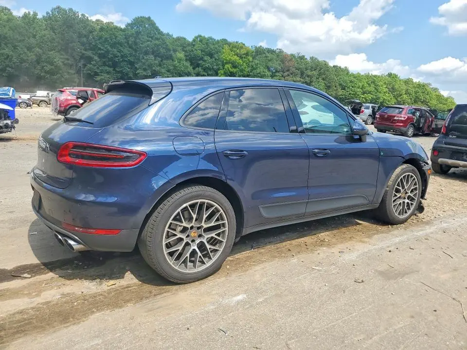 2018 PORSCHE MACAN   