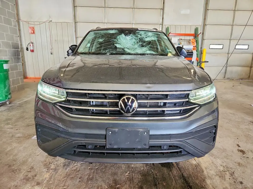 2023 VOLKSWAGEN TIGUAN S  