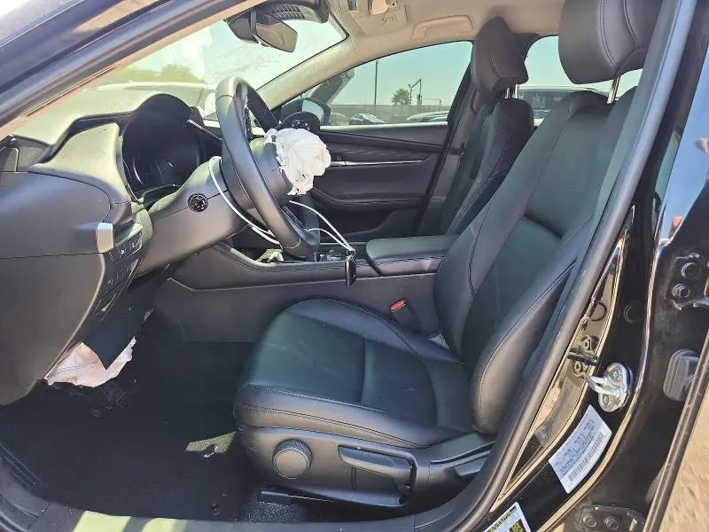 2025 MAZDA 3 SELECT SPORT  