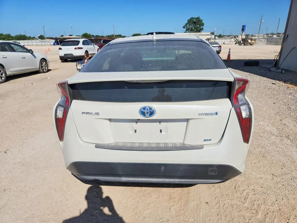 2016 TOYOTA PRIUS TWO ECO  