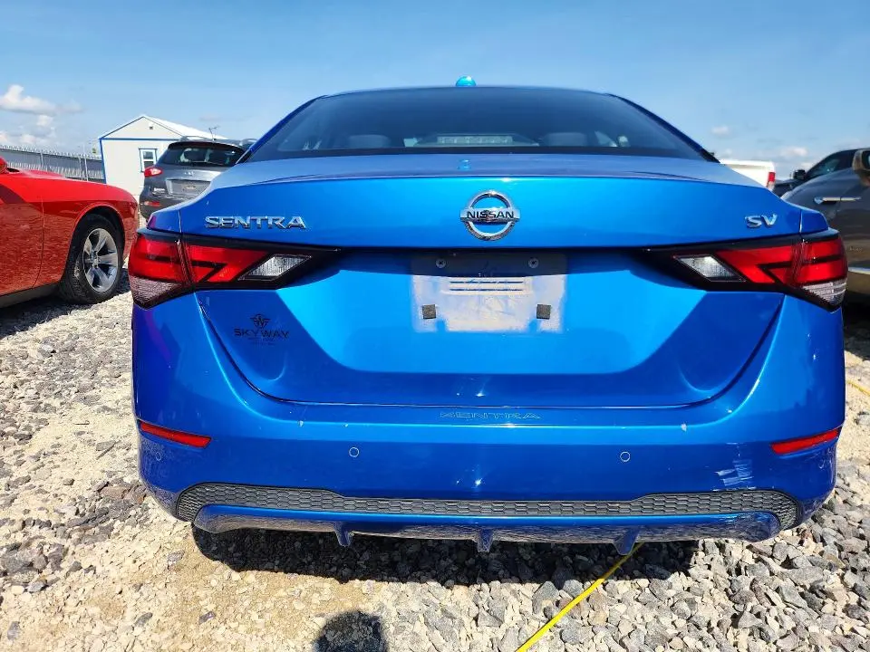 2022 NISSAN SENTRA SV  