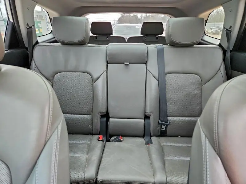 2017 HYUNDAI SANTA FE SE ULTIMATE  