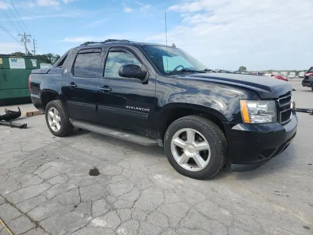 2013 CHEVROLET AVALANCHE LT  