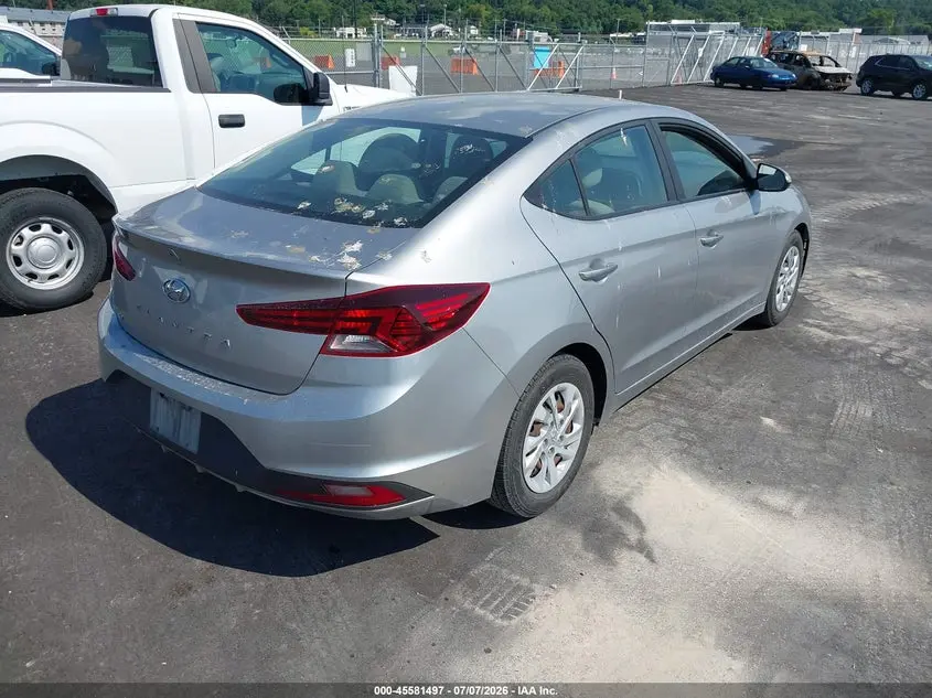 2020 HYUNDAI ELANTRA SE